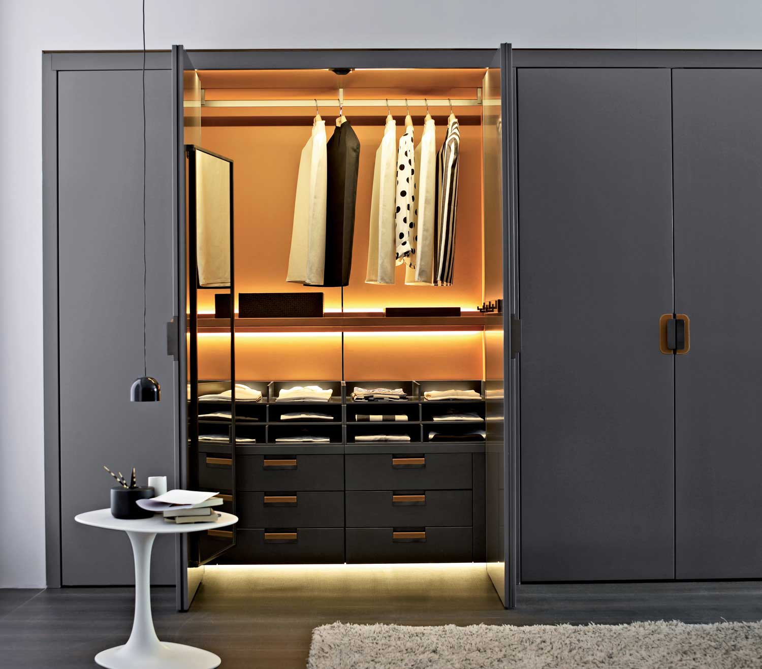 B B Italia Wardrobe backstage wardrobes by antonio citterio for b b italia B B Italia Wardrobe backstage wardrobes by antonio citterio for b b italia