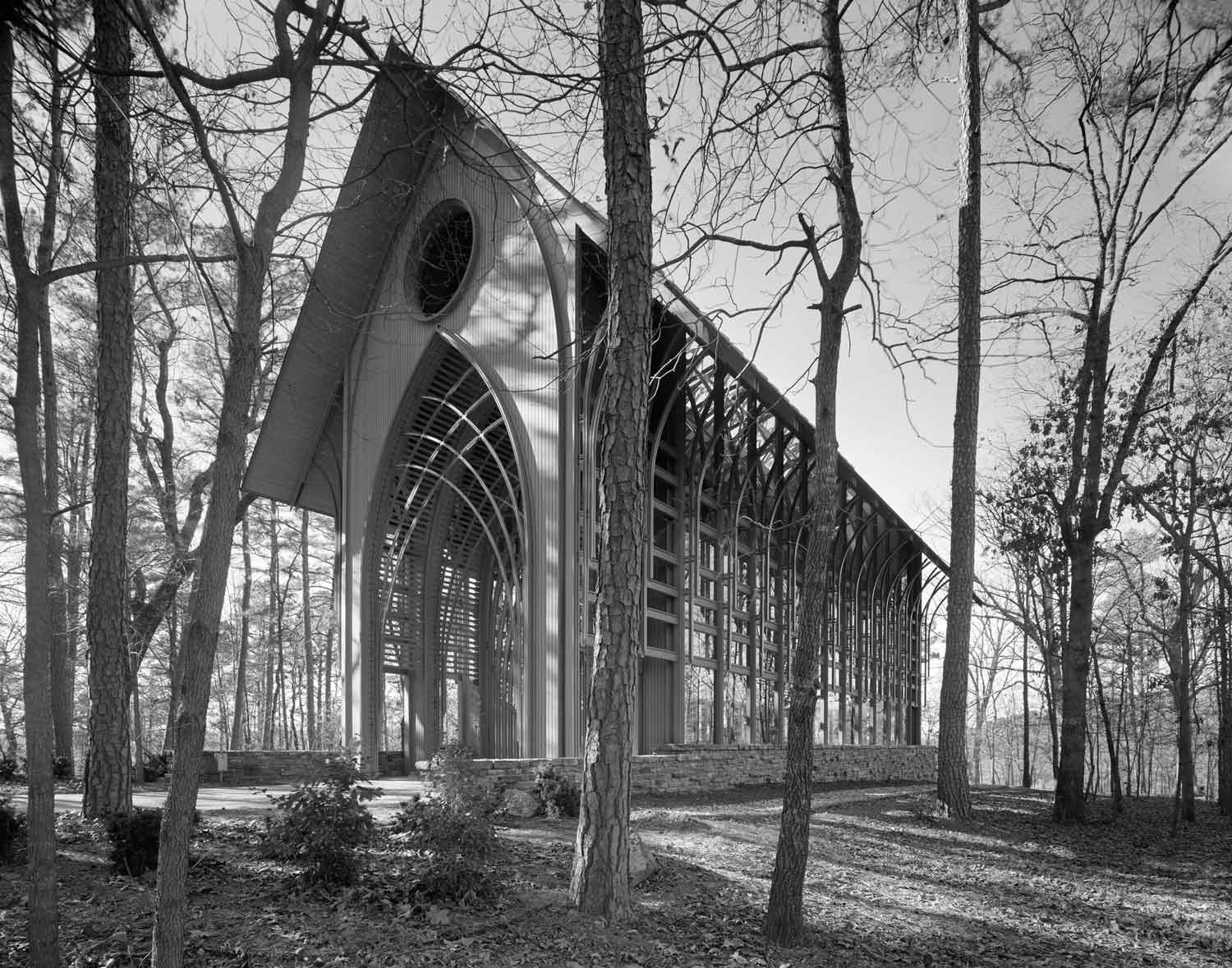 Mildred B Cooper Memorial Chapel by Fay Jones | Yellowtrace