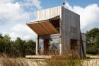 Whangapoua Sled House by Crosson Clarke Carnachan | Yellowtrace.