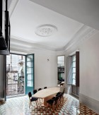 Carrer Avinyo Barcelona Apartment by￼ David Kohn Architects | Yellowtrace