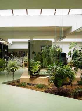 Random Studio's Amsterdam Office designed by X+L Sutdio | Yellowtrace