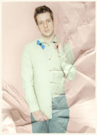 Surreal Portraits by Aisha Zeijpveld | Yellowtrace