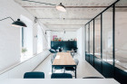 Black & White Apartment in Moscow by Crosby Studios | Yellowtrace
