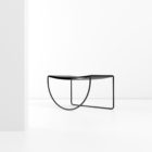 Circunscrito Table by Pedro Paulo Venzon | Yellowtrace