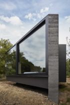 Balnarring House by Branch Studio Architects in Victoria | Yellowtrace