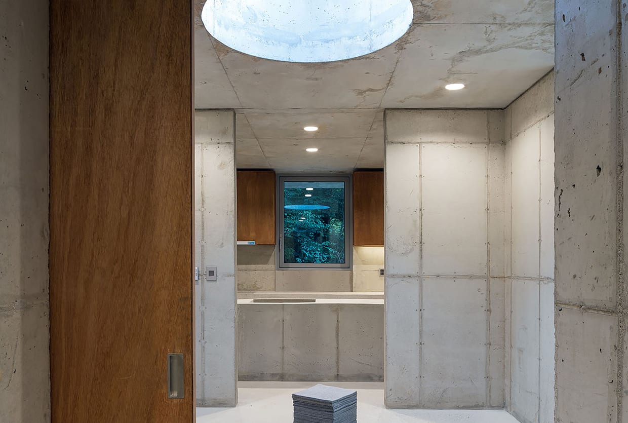 AeLe-House-with-9-Rooms-South-