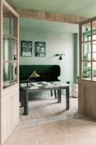 Converted Loft in the Heart of Shoreditch, East London by Chan & Eayrs | Yellowtrace