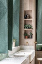 Converted Loft in the Heart of Shoreditch, East London by Chan & Eayrs | Yellowtrace