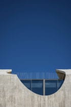 House in Estrela, Lisboa, Portugal by Aires Mateus | Yellowtrace