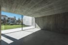 House in Estrela, Lisboa, Portugal by Aires Mateus | Yellowtrace