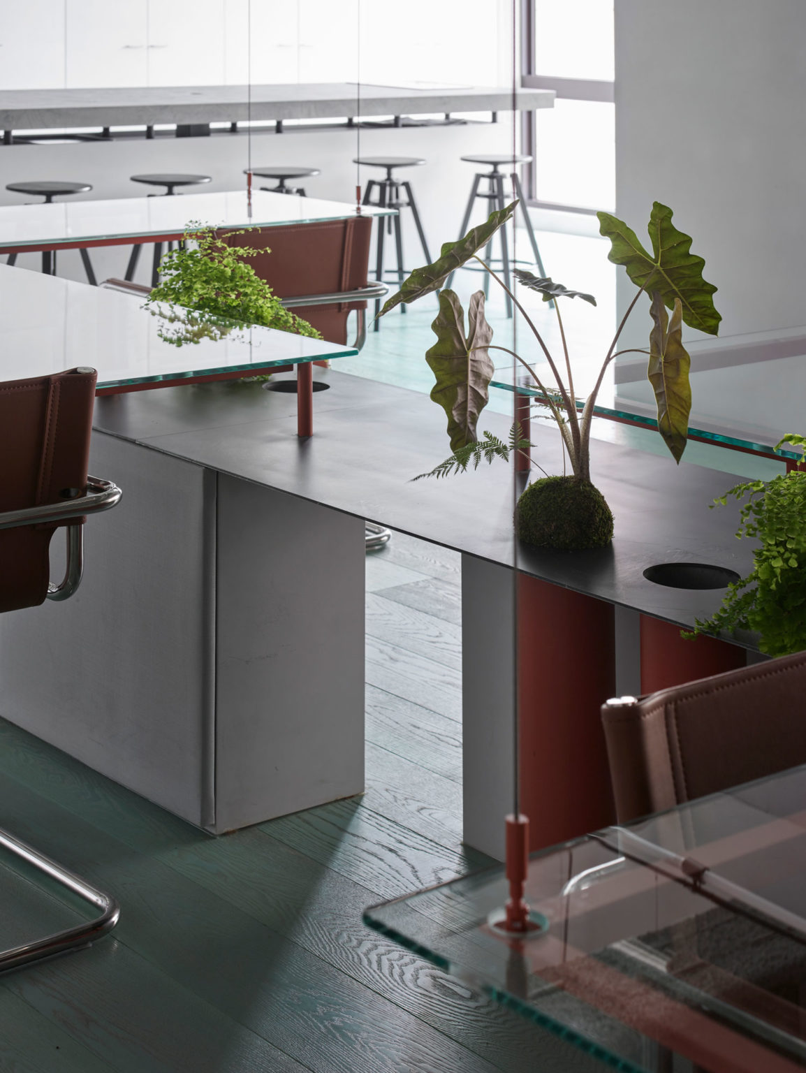 Ideal Gas Lab Office in Taoyuan, Taiwan by Waterfrom Design | Yellowtrace