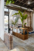 Gra Artisan Pizza Restaurant Los Angeles by Red Deer, Photo Hannah Wilson | Yellowtrace