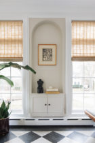 Long Residence in Chicago by Pernille Lind Studio | Yellowtrace