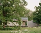 Sheffield Residence in Massachusetts by Vincent Appel / Of Possible, Photo Rory Gardiner | Yellowtrace