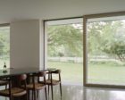 Sheffield Residence in Massachusetts by Vincent Appel / Of Possible, Photo Rory Gardiner | Yellowtrace