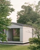 Sheffield Residence in Massachusetts by Vincent Appel / Of Possible, Photo Rory Gardiner | Yellowtrace