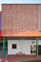 Primary School Vresovice by Public Atelier and Fuuze, Education Interiors, Photo BoysPlayNice | Yellowtrace