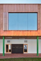 Primary School Vresovice by Public Atelier and Fuuze, Education Interiors, Photo BoysPlayNice | Yellowtrace