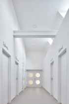 Primary School Vresovice by Public Atelier and Fuuze, Education Interiors, Photo BoysPlayNice | Yellowtrace
