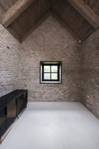 Martin Skocek, House V Slovakia, Vernacular Architecture, Photo Matej Hakar | Yellowtrace