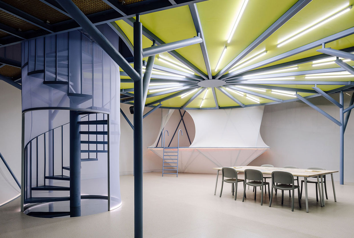 SO-IL Beeline, MAAT Museum Lisbon, Textile Installation, Photo Franciscono Gueira | Yellowtrace