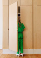 Bureau, Rua Maria Apartment Renovation, Lisbon Interiors, Photo Francisco Nogueira | Yellowtrace