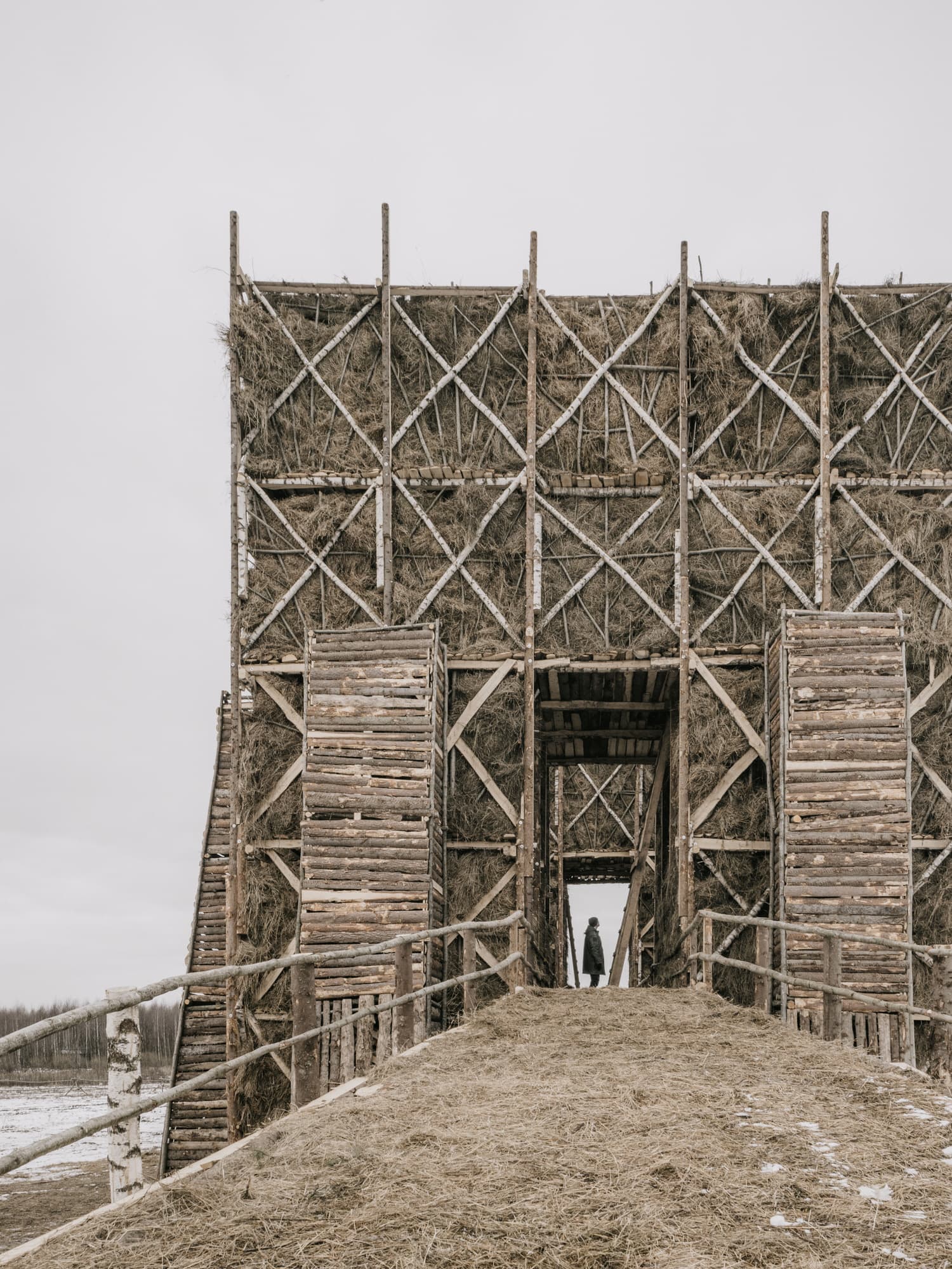 Katarsis, Burning Bridges Installation in Russia, Photo Grigoriy Sokolinsky | Yellowtrace