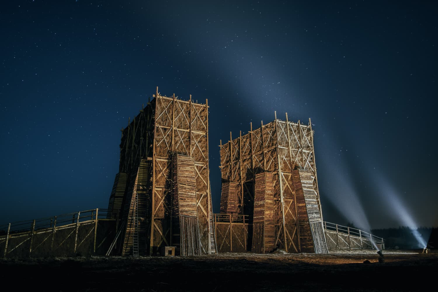 Katarsis, Burning Bridges Installation in Russia, Photo Alexey Trakhanov | Yellowtrace
