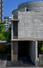 Matharoo Associates Plain Ties House Surat India Photo Dinesh Mehta Yellowtrace 01