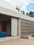 Architects Eat Bellows Beach House Flinders Masonry Architecture Photo Derek Swalwell Yellowtrace 11