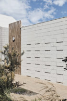 Architects Eat Bellows Beach House Flinders Masonry Architecture Photo Derek Swalwell Yellowtrace 54