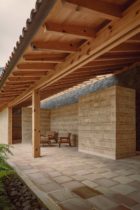 Practica Arquitectura La Hacienda Jardin Photo Courtesy Of Architect Holiday House Mexico Yellowtrace 16