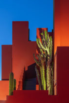 Ricardo Bofill Muralla Roja Iii When The Sun Goes Down Photo Andres Gallardo Yellowtrace 05
