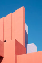 Ricardo Bofill Muralla Roja Iv In Memoriam Ricardo Bofill Photo Andres Gallardo Yellowtrace 27