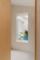 Burr Studio Mrt Home Workspace Hybrid Adaptive Reuse Warehouse Conversion Madrid Photo Maru Serrano Yellowtrace 02