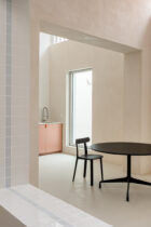 Burr Studio Mrt Home Workspace Hybrid Adaptive Reuse Warehouse Conversion Madrid Photo Maru Serrano Yellowtrace 05