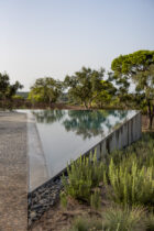 Manuel Aires Mateus Pa Te Os In Melides Portugal Accomodation Photo Joao Guimaraes Yellowtrace 42
