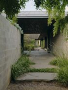 Michael Lumby Nielsen Jenkins Merricks Farmhouse Victoria Australian Architecture Yellowtrace 01