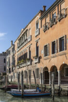 Eligo Studio Venice Colourful Penthouse Photo Helenio Barbetta Yellowtrace 29