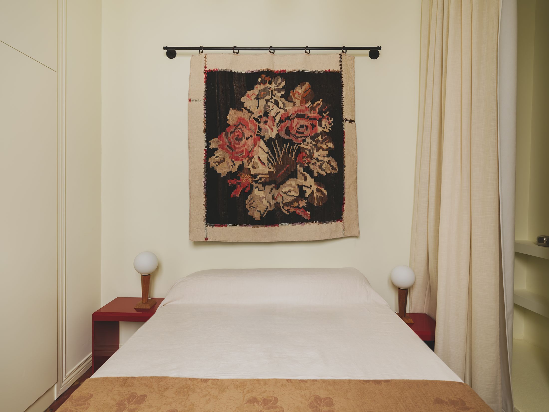Yellowtrace Archive For Space Jesus De Vale Madrid Apartment Photo Enric Badrinas 32 Opt80