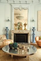 Yellowtrace Uchronia Monot Apartment Paris Homes Photo Felix Dol Maillot 04 Opt80
