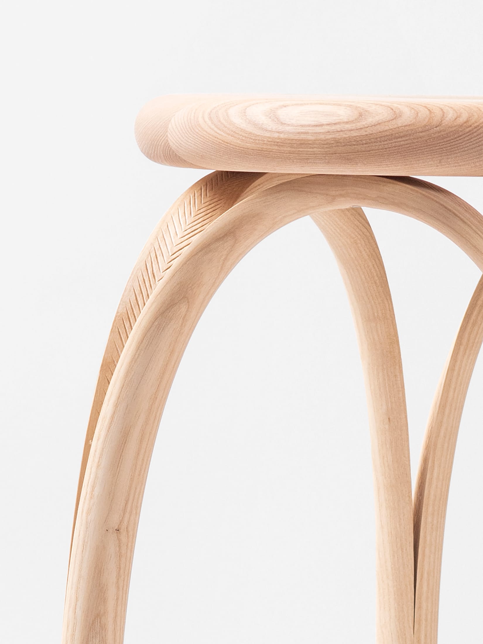 Yellowtrace Zanat Rye Bar Stool Detail Yves Behar 3 30 Opt80