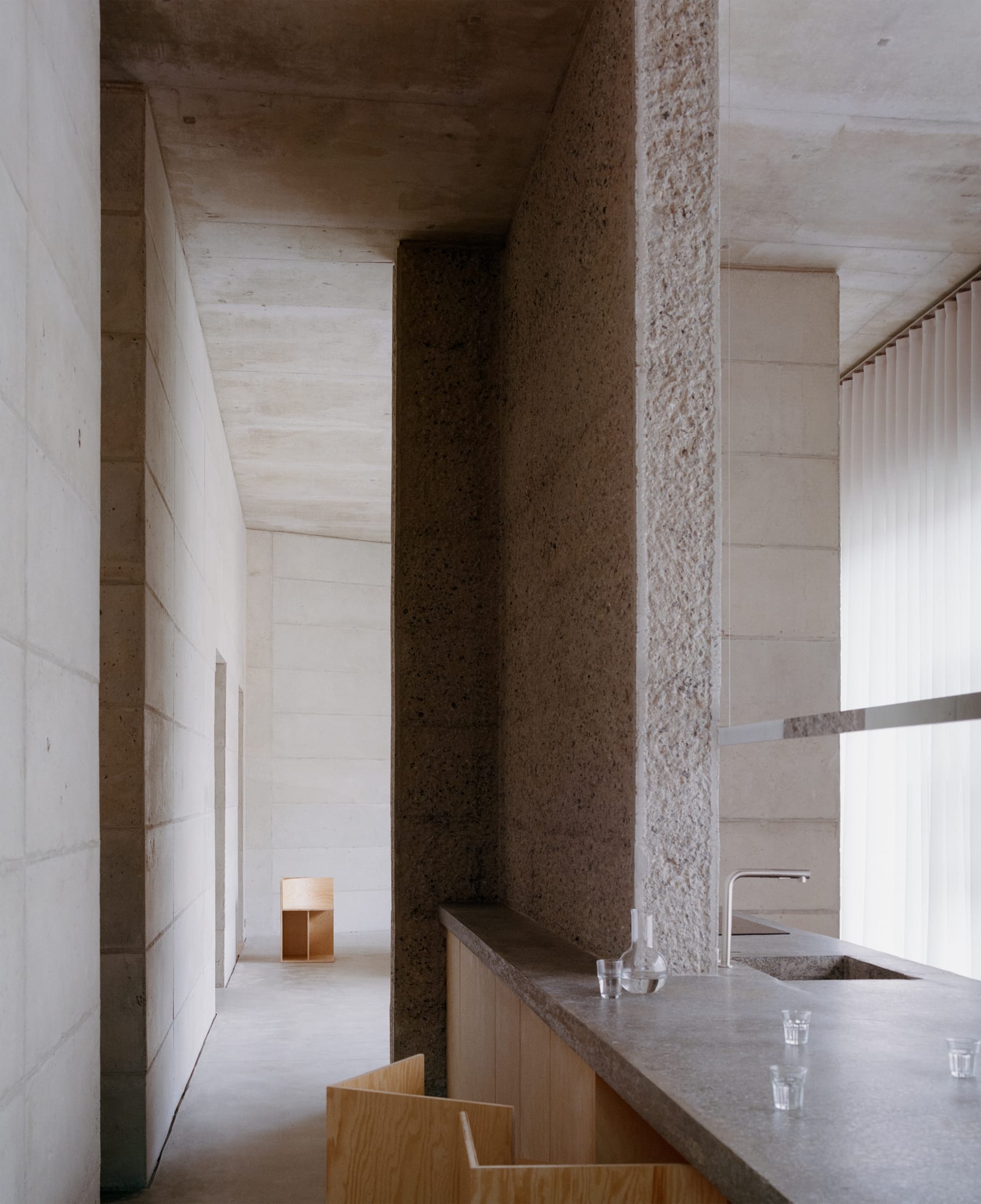 Yellowtrace Order Matter Raw House Seoul Residential Architecture Photo Simone Bossi 04 Opt80