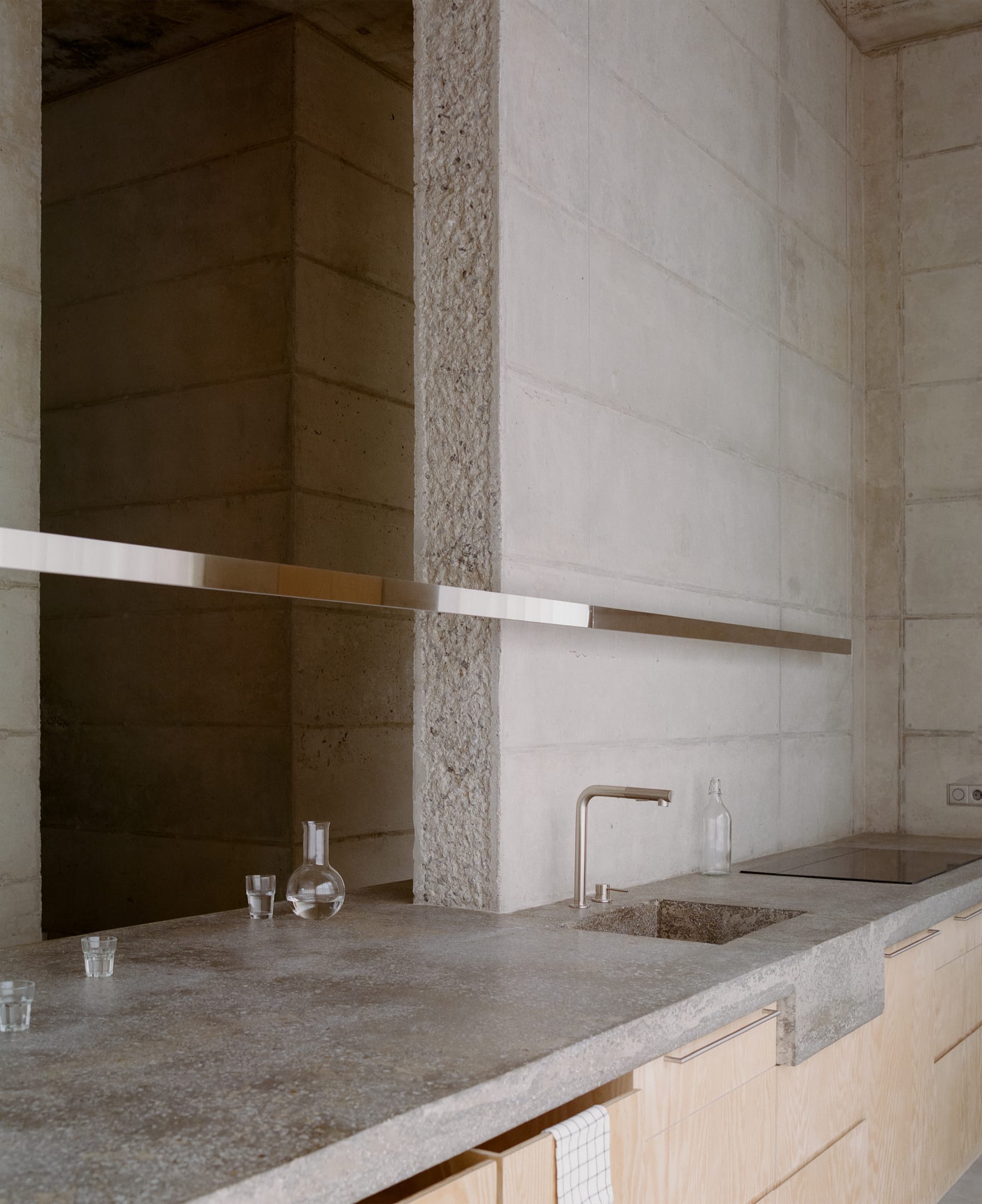 Yellowtrace Order Matter Raw House Seoul Residential Architecture Photo Simone Bossi 02 Opt80