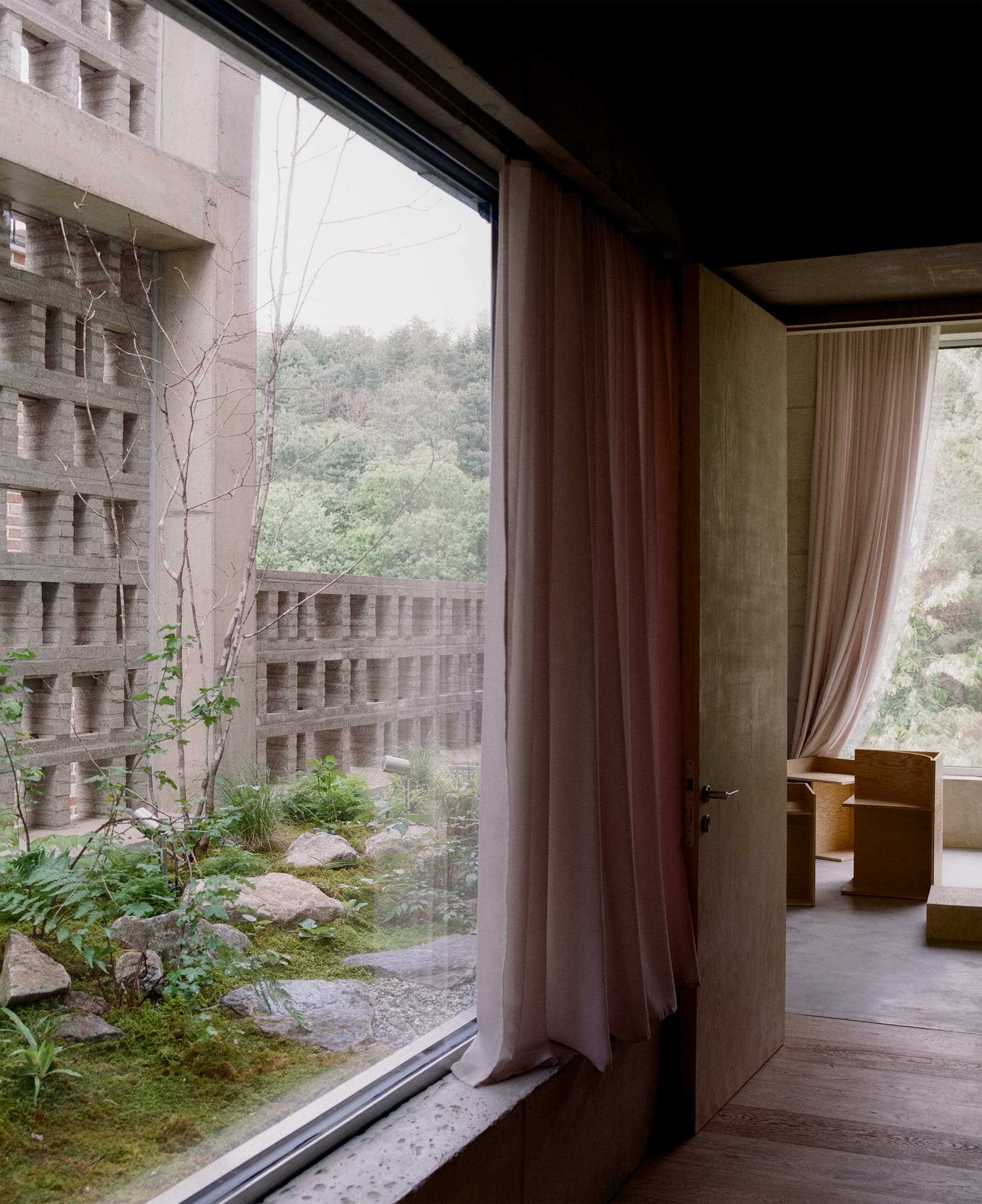 Yellowtrace Order Matter Raw House Seoul Residential Architecture Photo Simone Bossi 14 Opt80