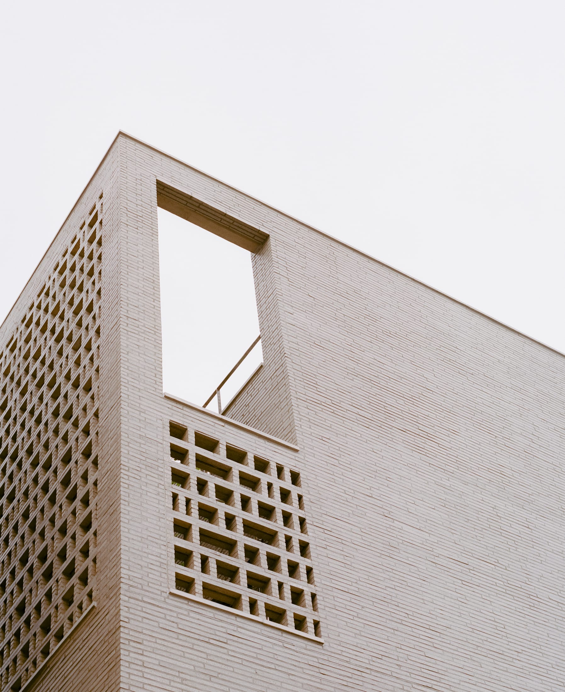 Yellowtrace Order Matter Raw House Seoul Residential Architecture Photo Simone Bossi 26 Opt80