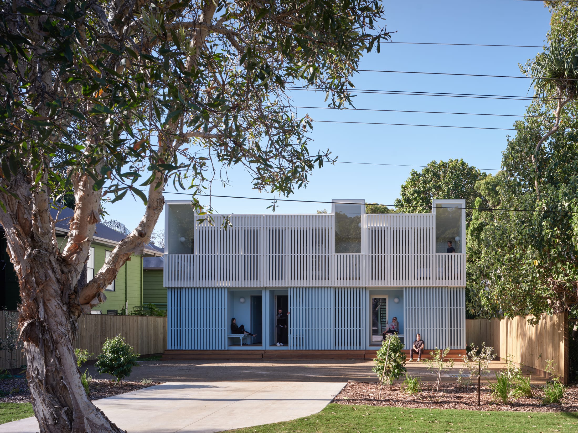 Yellowtrace Houses Awards 2025 Apartment Or Unit Winner Blok Three Sisters By Blok Modular With Vokes And Peters Photo Christopher Frederick Jones 08 Opt80