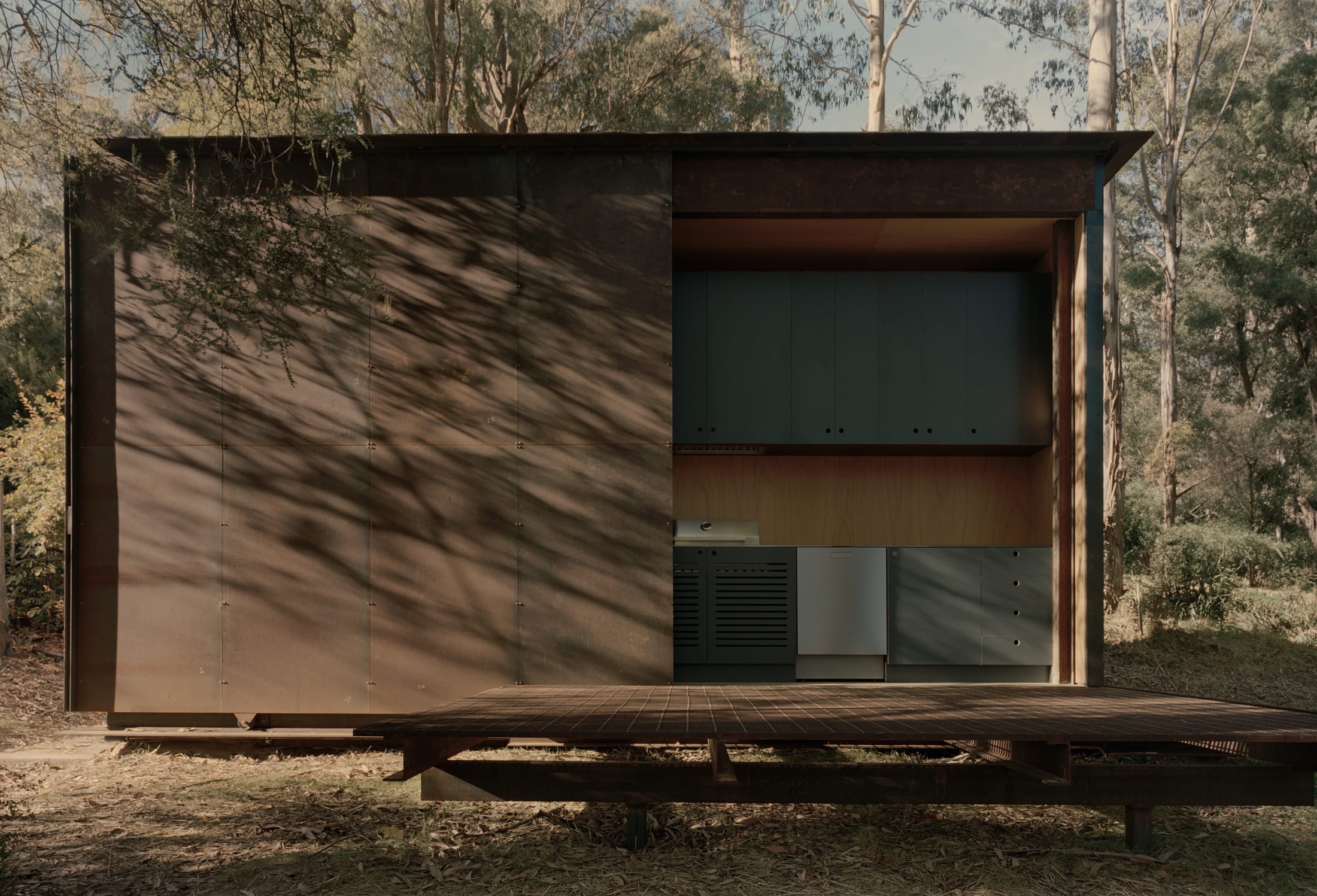 Yellowtrace Houses Awards 2025 New House Under 200sqm Sawmill Treehouse Robbie Walker Photo Tasha Tylee 13 Opt80