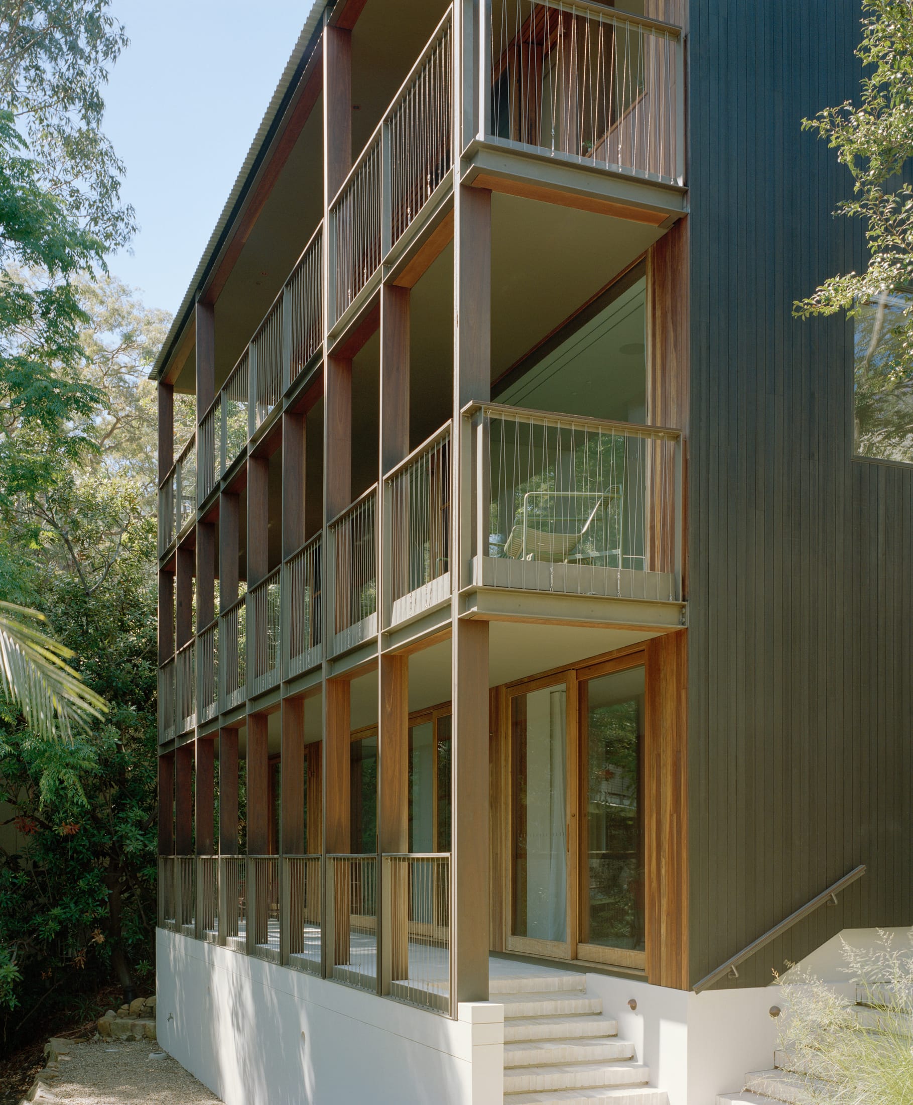 Yellowtrace Houses Awards 2025 House Alts And Adds Over 200 Sqm Cloaked House Trias Photo Clinton Weaver 04 Opt80
