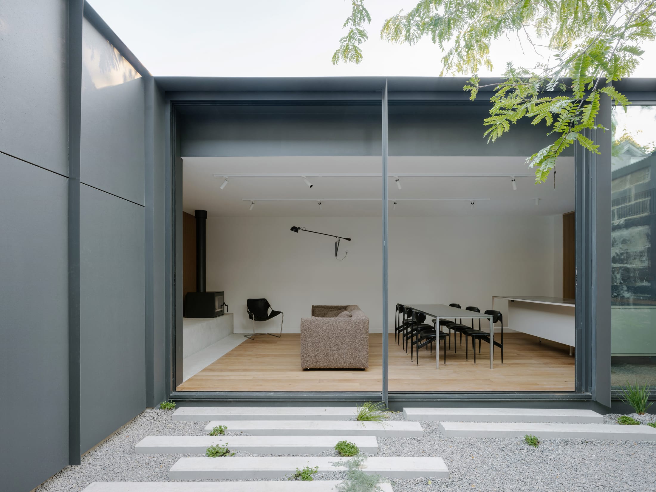 Yellowtrace Highres Image 7 6x0nfpqlk2l Bluestone House By Ellul Architecture Photography By Hamish Mcintosh 13 Opt80